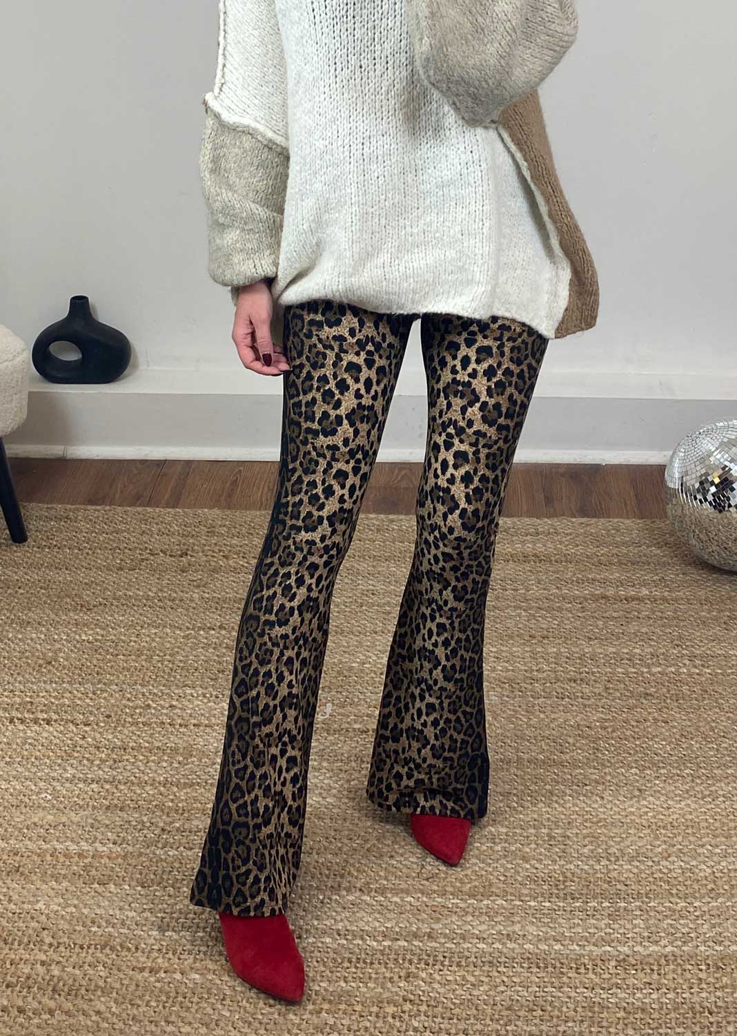 Soft Leopard Flared Leggings