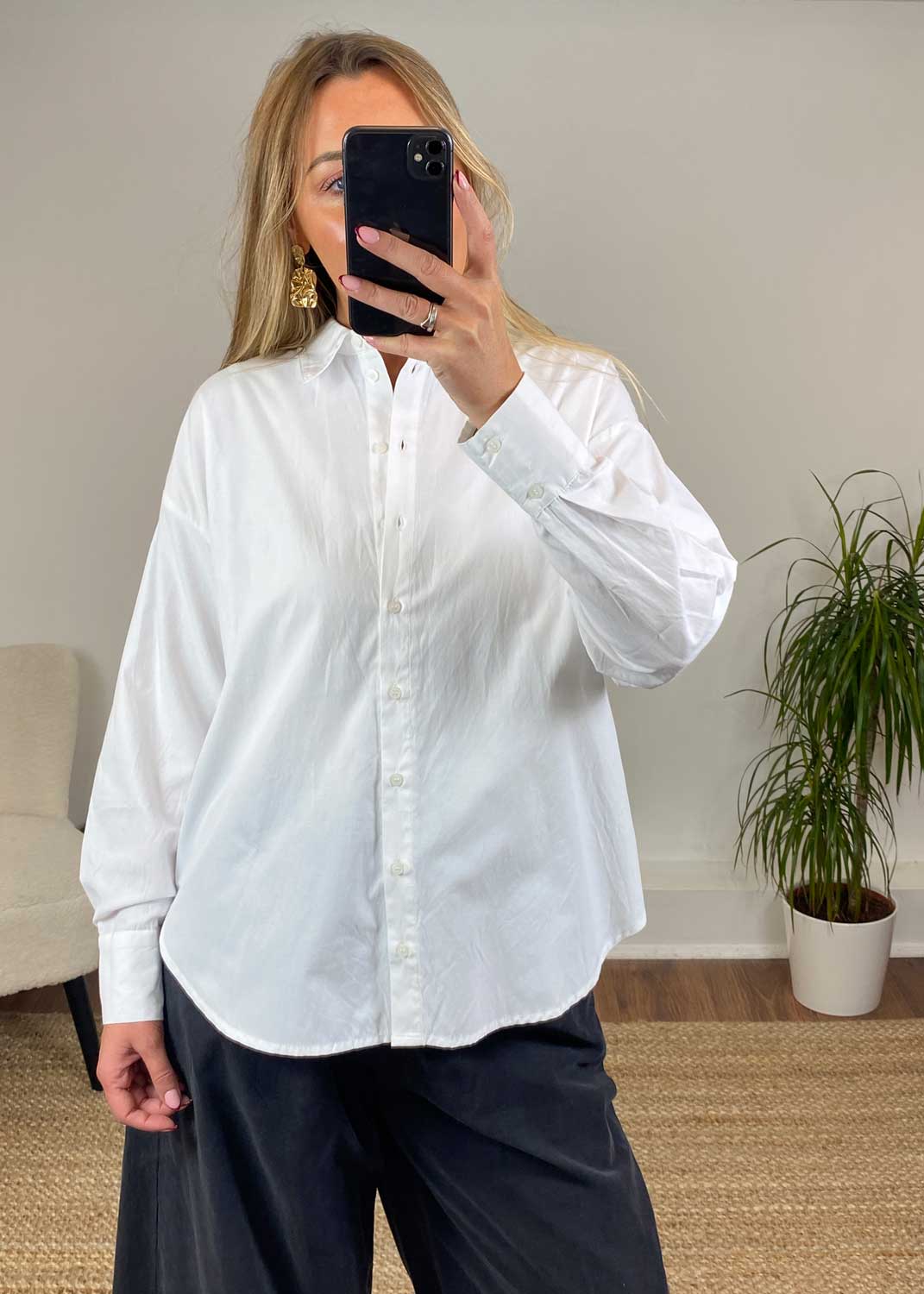 Annie Relaxed Fit Shirt in White